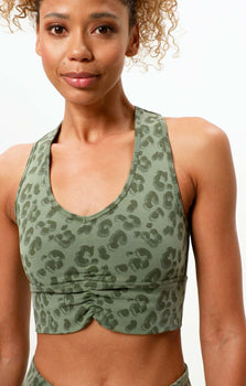 | color:green |yoga bra leo cropped top green